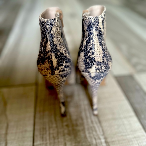 Steve Madden Open Toe Booties - Picture 4 of 5